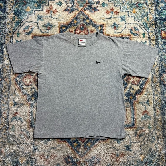 Vintage Nike Logo T-shirt Small - Picture 1 of 4